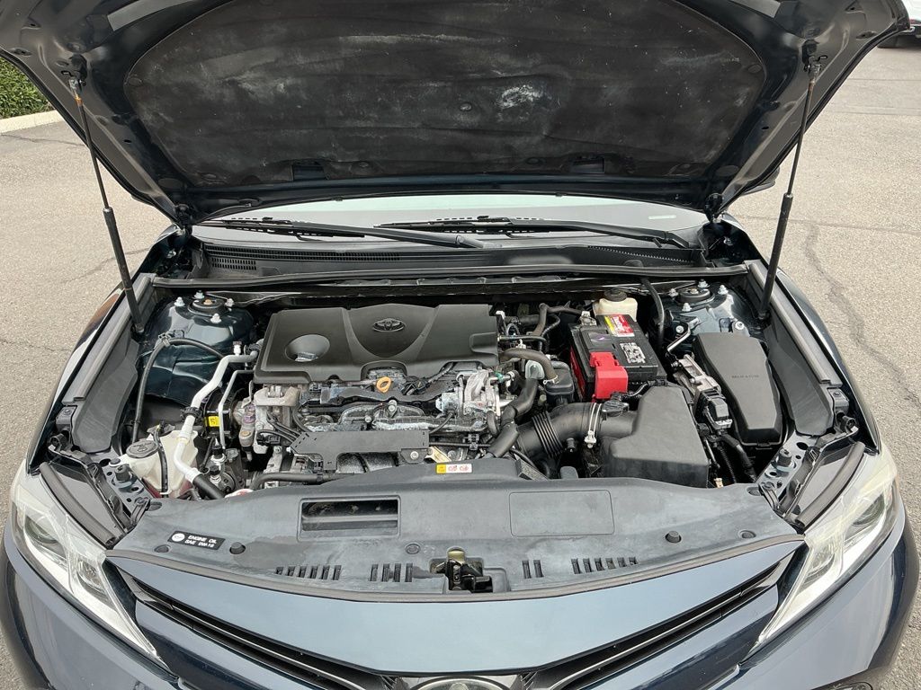 Thumbnail: 2018 Toyota Camry - 7