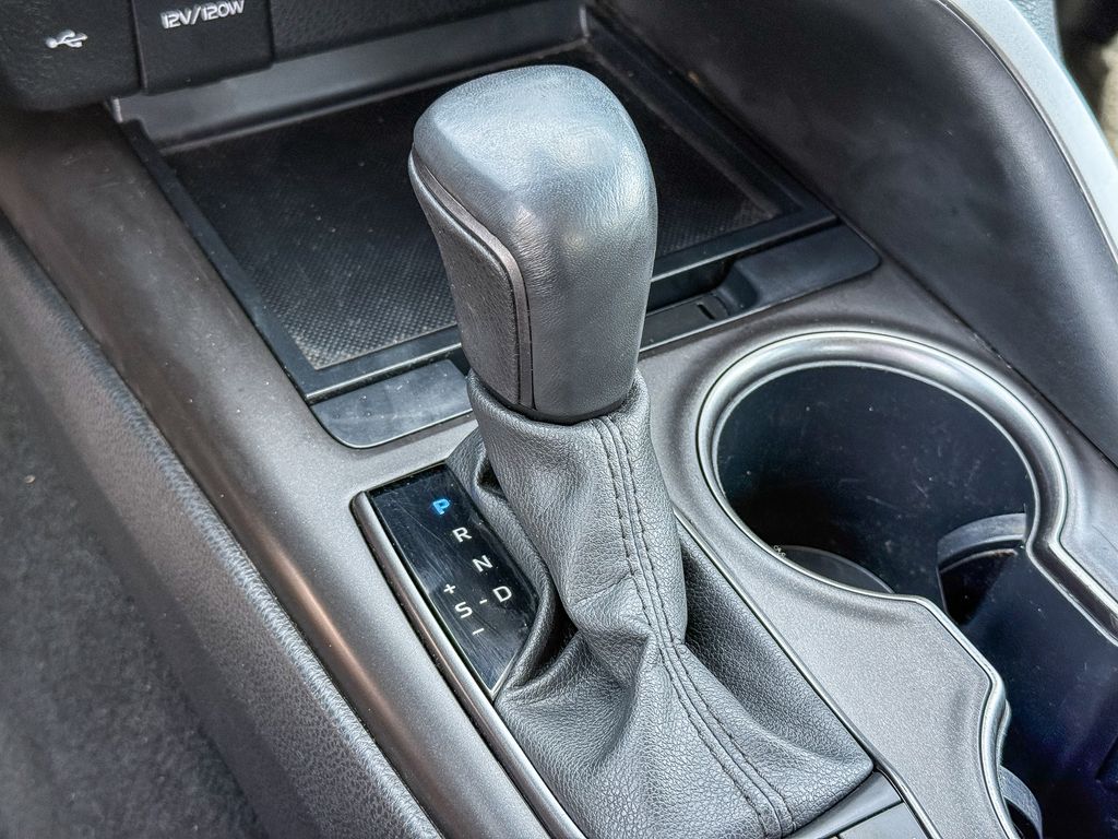 Thumbnail: 2024 Toyota Camry - 14