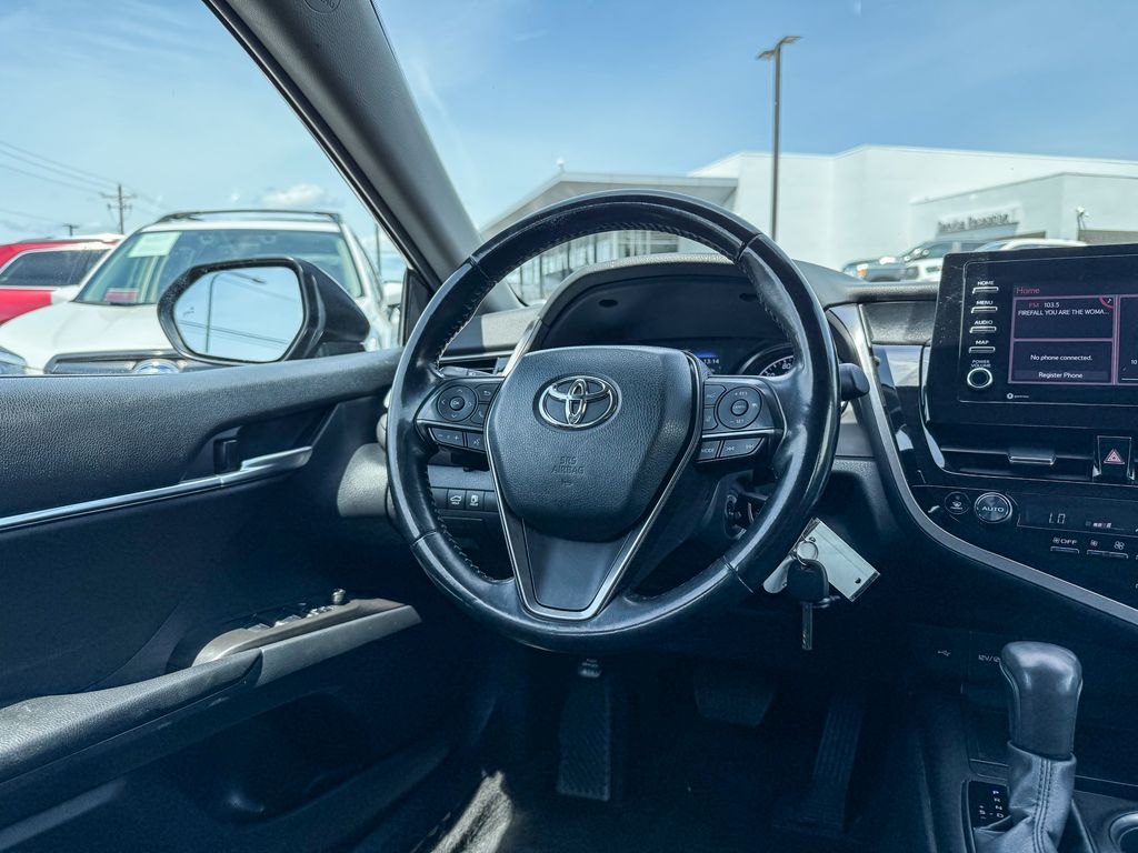 Thumbnail: 2024 Toyota Camry - 9