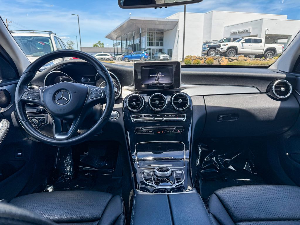 Thumbnail: 2018 Mercedes-Benz C-Class - 2