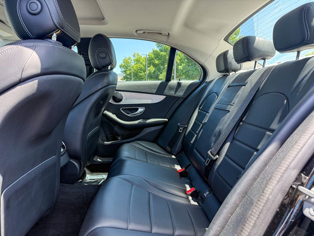 Thumbnail: 2018 Mercedes-Benz C-Class - 11