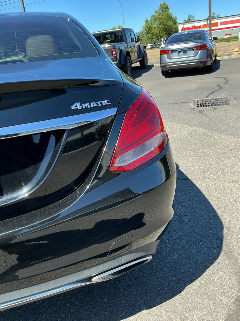 Thumbnail: 2016 Mercedes-Benz C-Class - 5