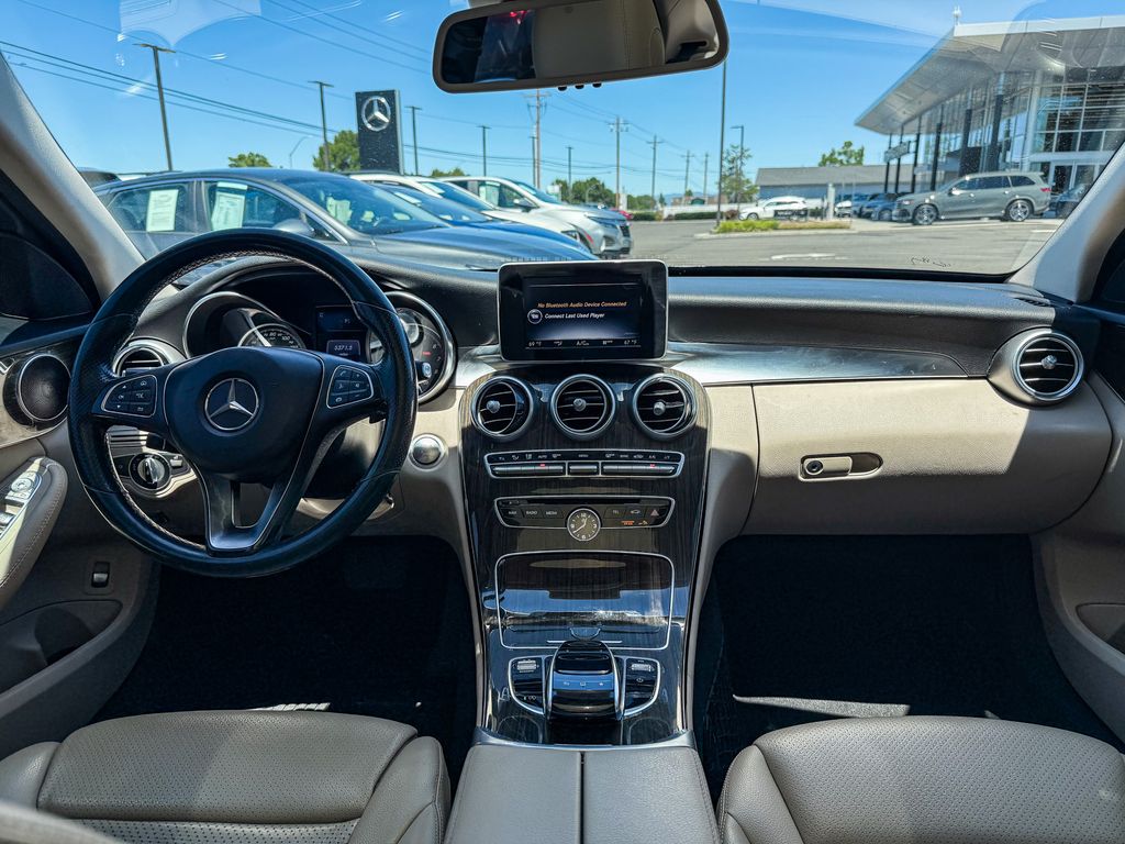 Thumbnail: 2016 Mercedes-Benz C-Class - 2