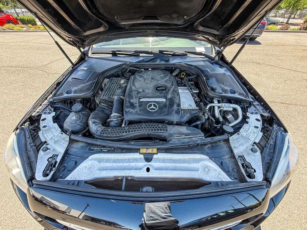 Thumbnail: 2016 Mercedes-Benz C-Class - 7