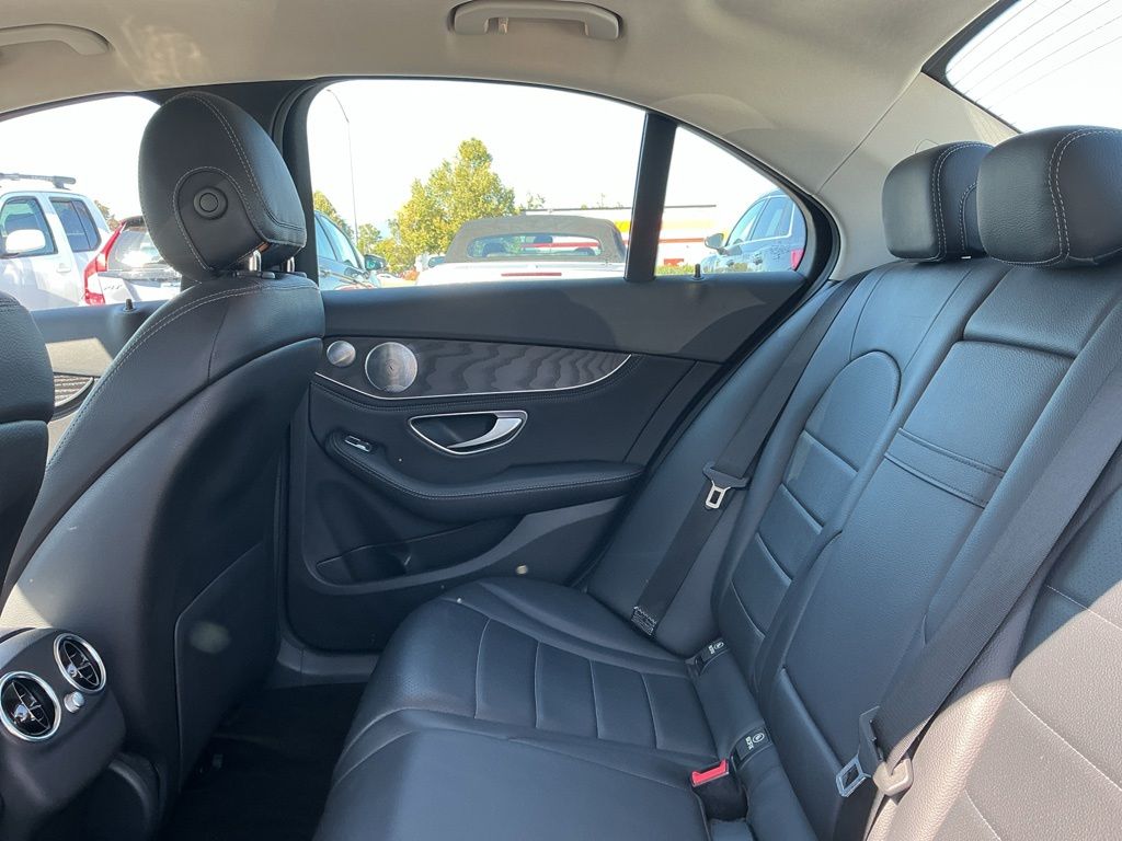 Thumbnail: 2016 Mercedes-Benz C-Class - 28