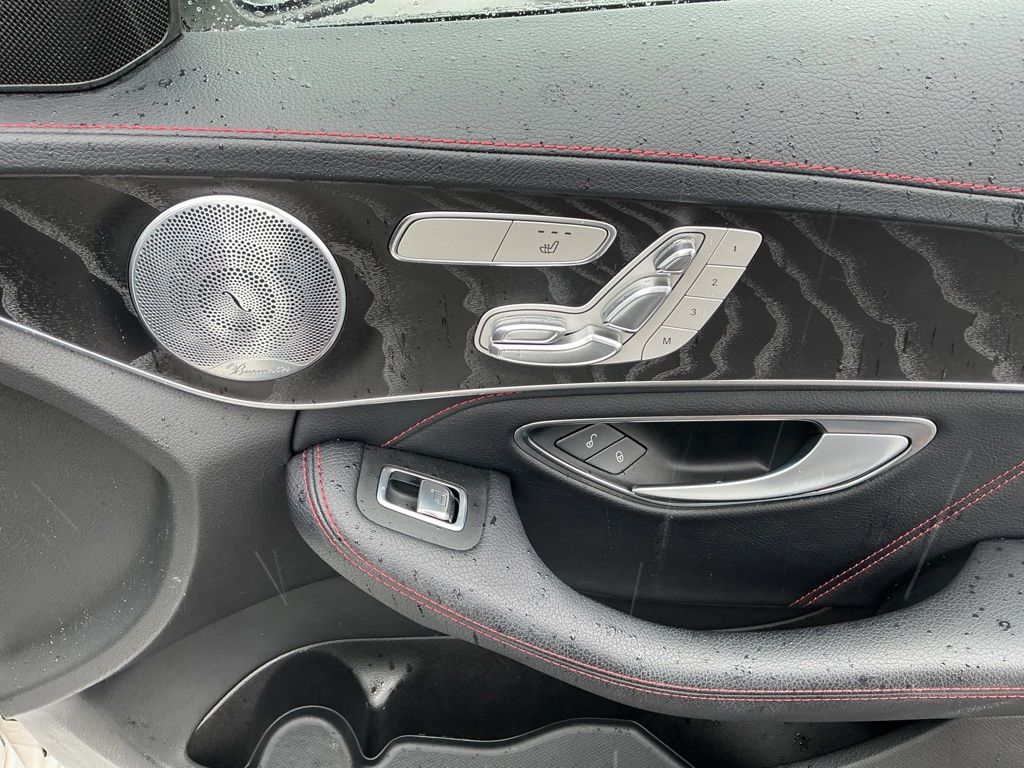 Thumbnail: 2016 Mercedes-Benz C-Class - 25