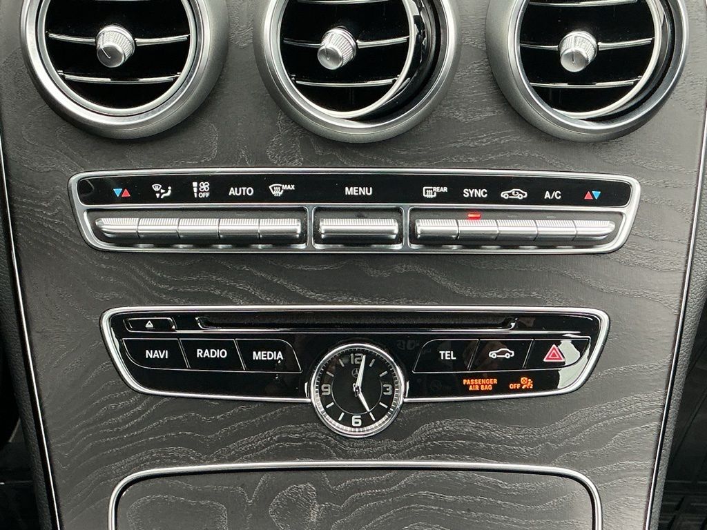 Thumbnail: 2016 Mercedes-Benz C-Class - 30