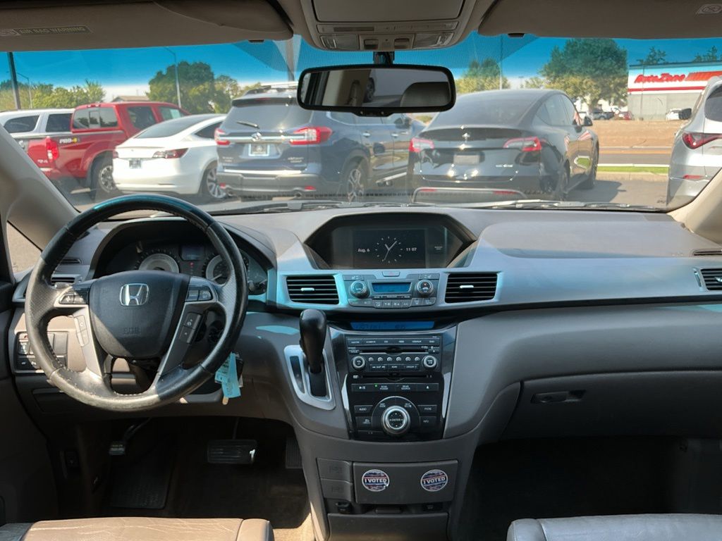 Thumbnail: 2011 Honda Odyssey - 9