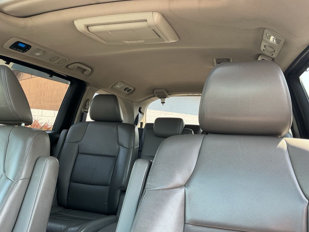 Thumbnail: 2011 Honda Odyssey - 11