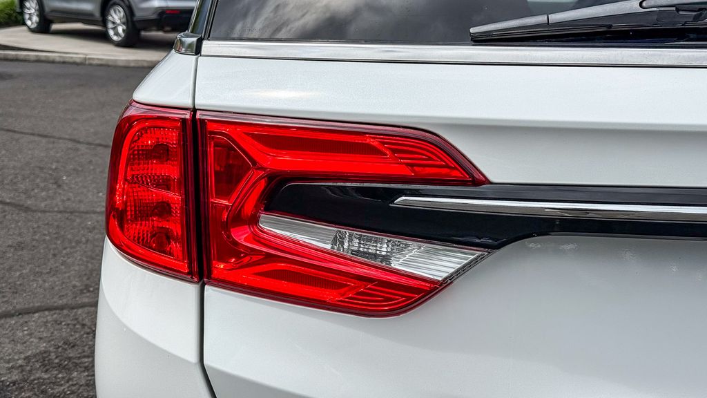 Thumbnail: 2022 Honda Odyssey - 19