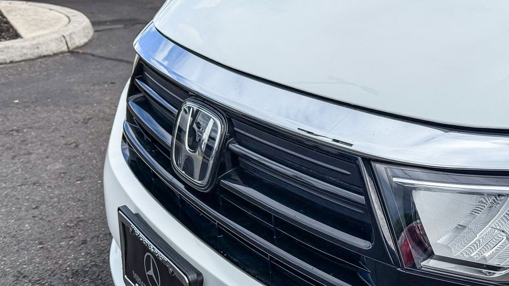 Thumbnail: 2022 Honda Odyssey - 6