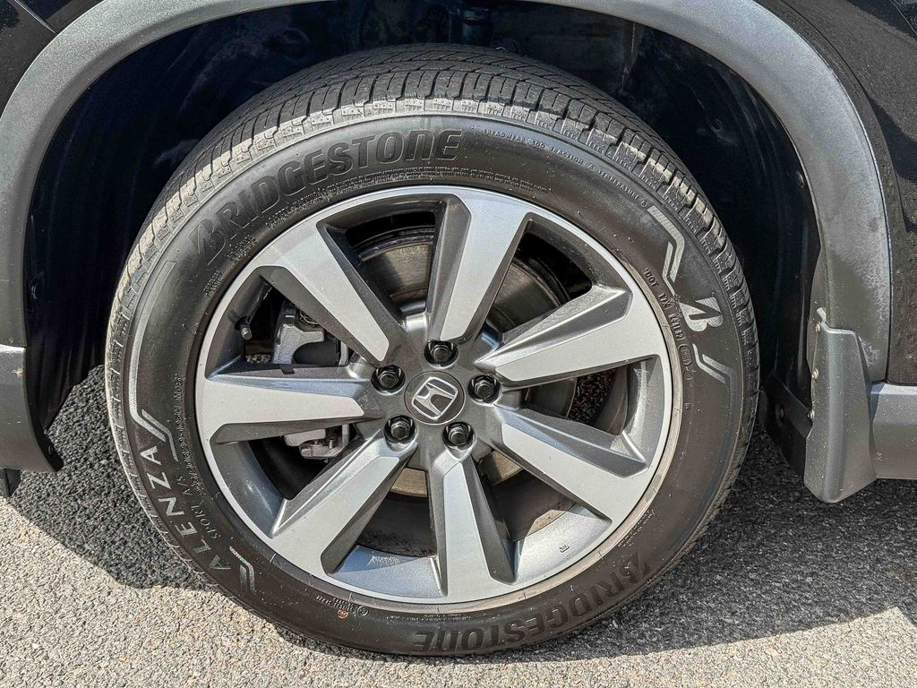 Thumbnail: 2023 Honda Pilot - 21