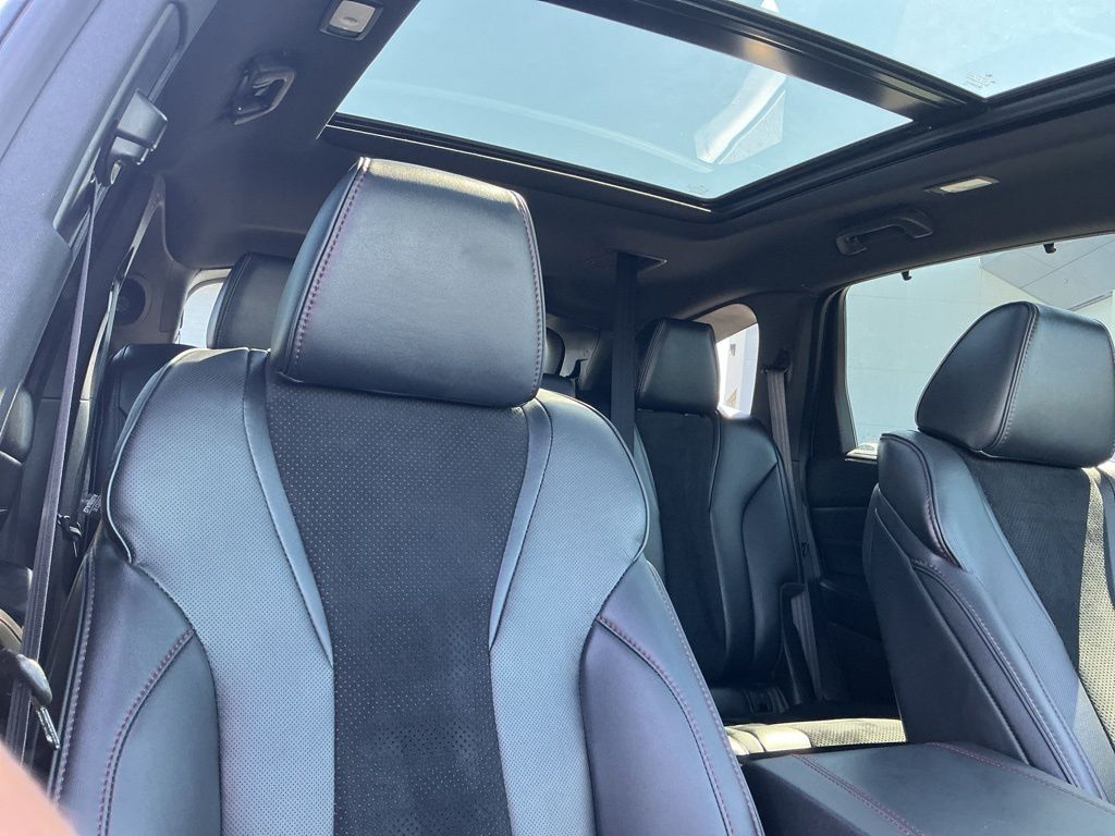 Thumbnail: 2022 Acura MDX - 27