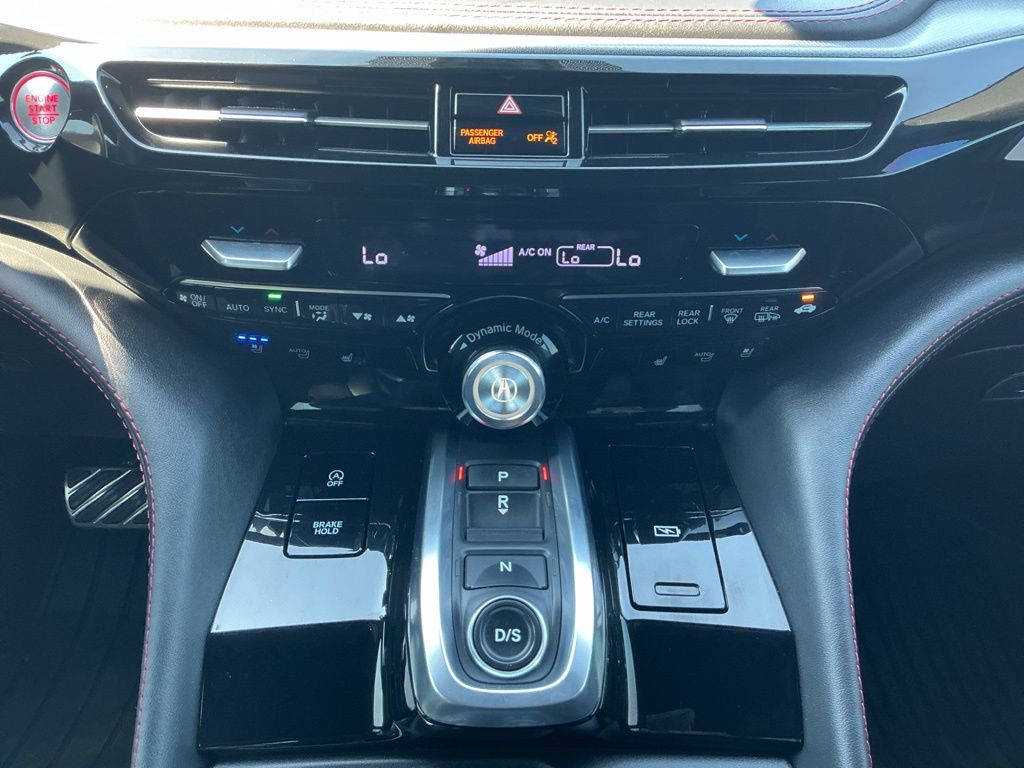 Thumbnail: 2022 Acura MDX - 13