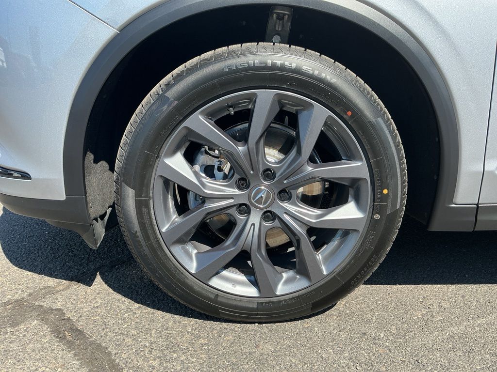 Thumbnail: 2022 Acura MDX - 6
