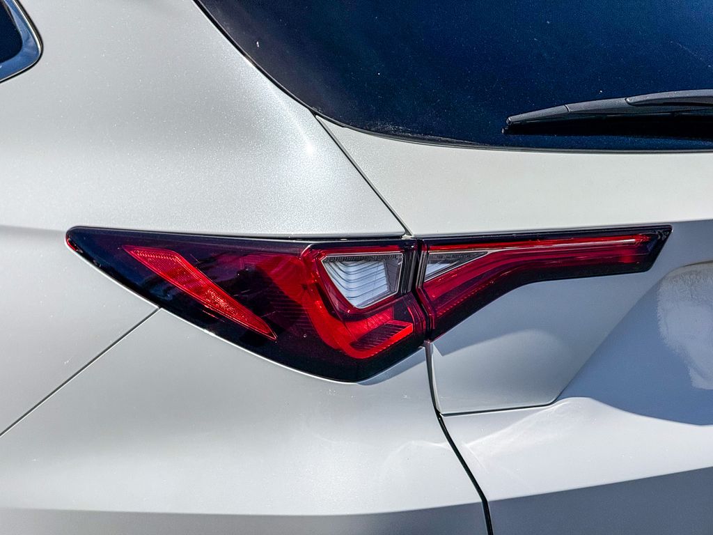 Thumbnail: 2023 Acura MDX - 21