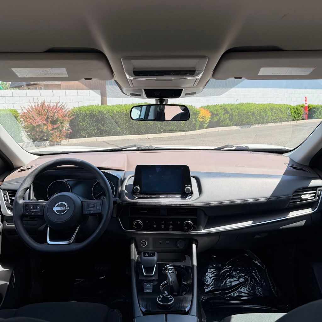 Thumbnail: 2023 Nissan Rogue - 2