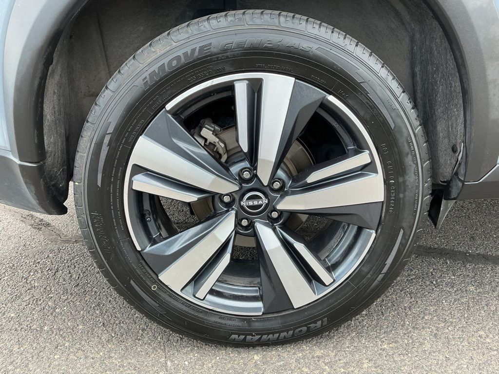 Thumbnail: 2023 Nissan Rogue - 6