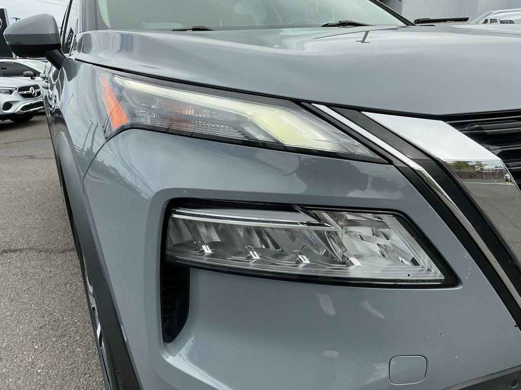Thumbnail: 2023 Nissan Rogue - 16