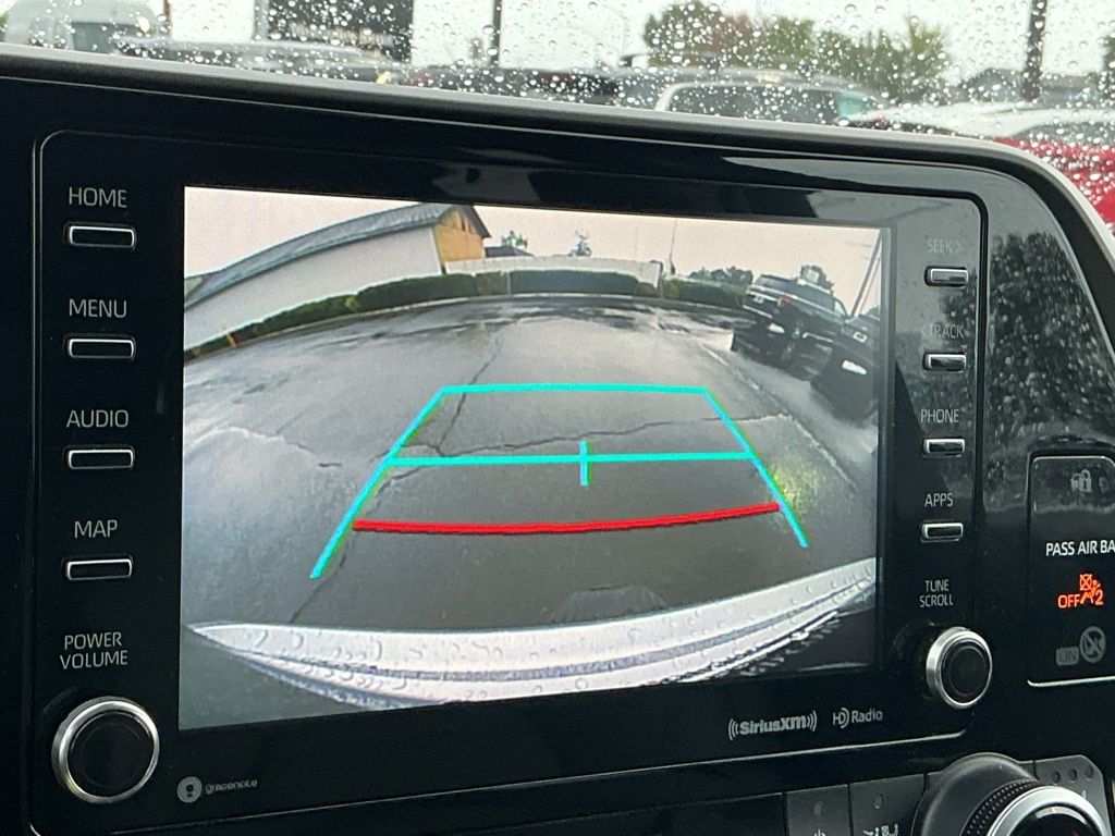 Thumbnail: 2020 Toyota Highlander - 32