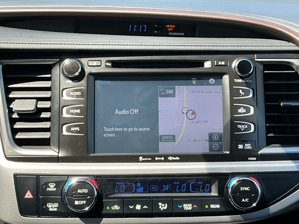 Thumbnail: 2019 Toyota Highlander - 13