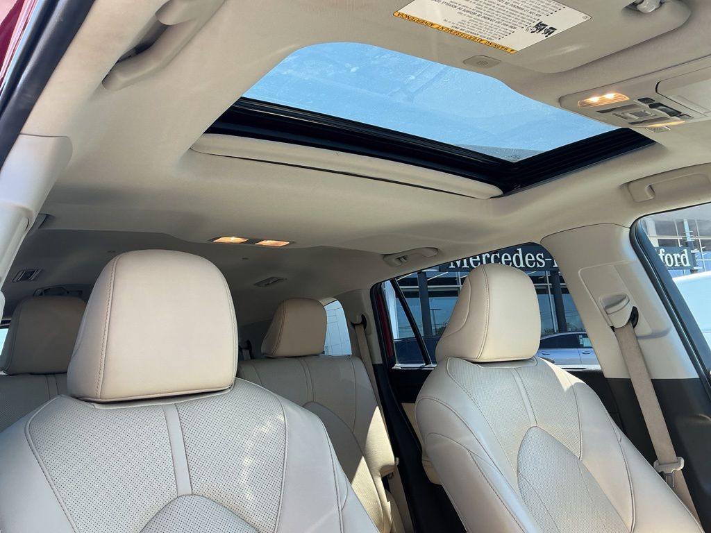 Thumbnail: 2023 Toyota Highlander - 26