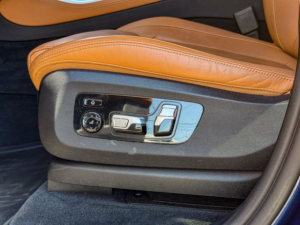 Thumbnail: 2021 BMW X5 - 23