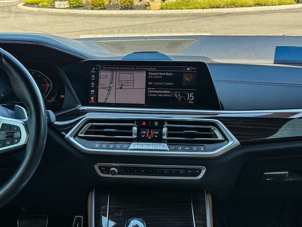 Thumbnail: 2021 BMW X5 - 12