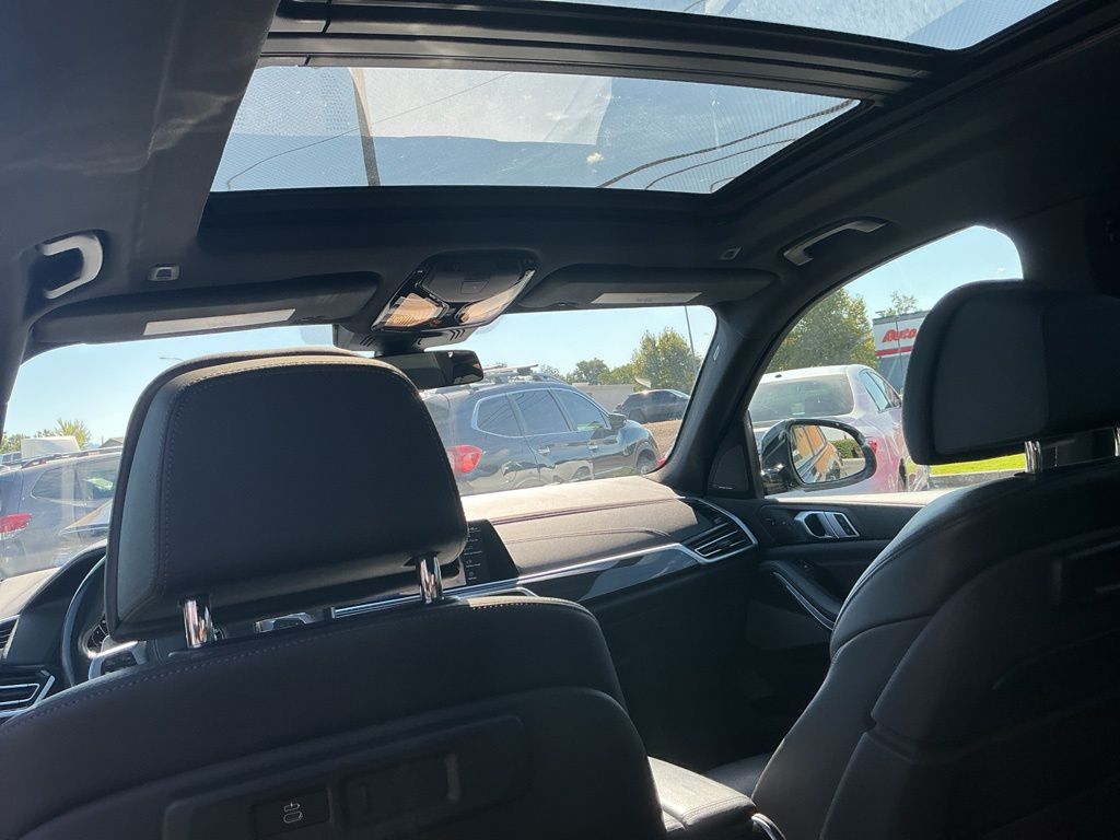 Thumbnail: 2020 BMW X5 - 30