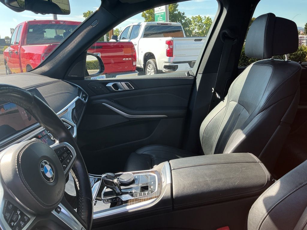 Thumbnail: 2020 BMW X5 - 9