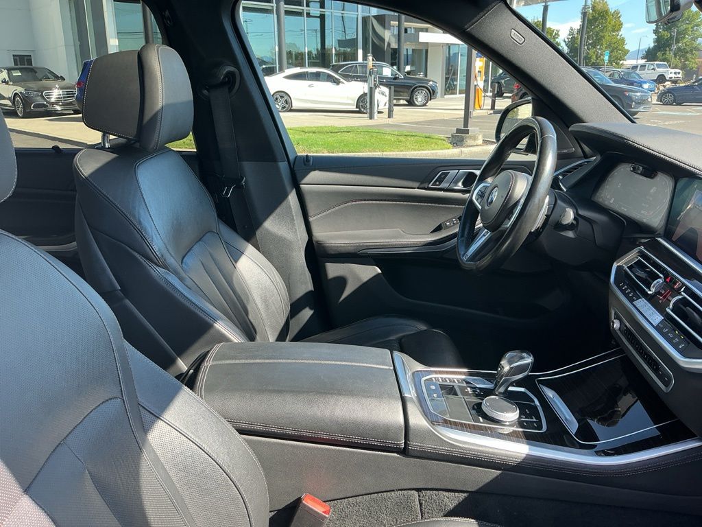 Thumbnail: 2020 BMW X5 - 26