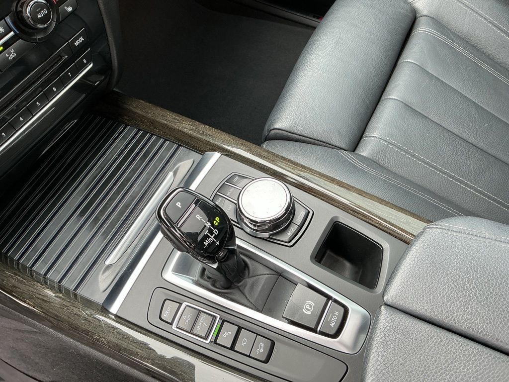 Thumbnail: 2017 BMW X5 - 15