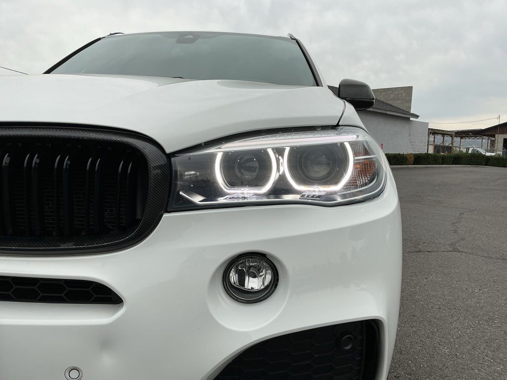 Thumbnail: 2017 BMW X5 - 17
