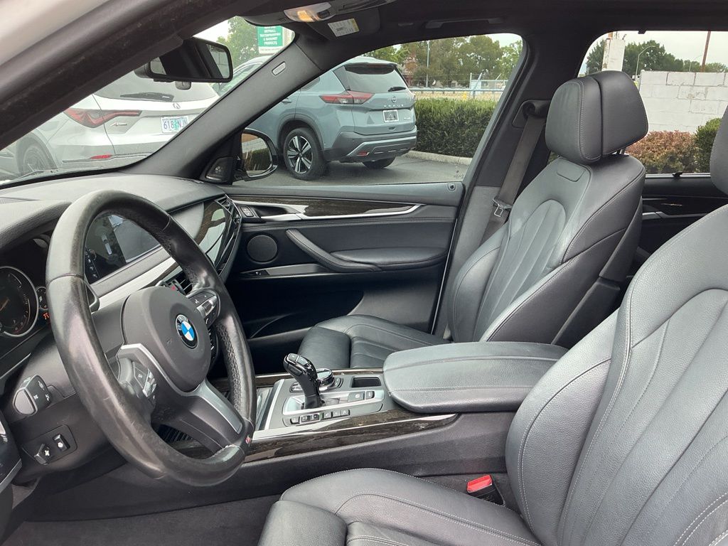 Thumbnail: 2017 BMW X5 - 10
