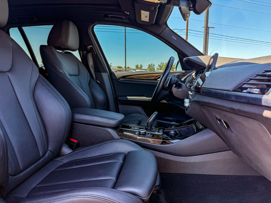 Thumbnail: 2019 BMW X3 - 9