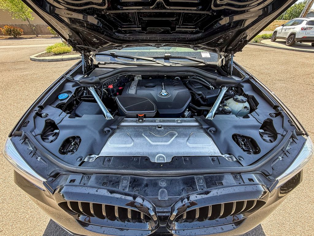 Thumbnail: 2019 BMW X3 - 8