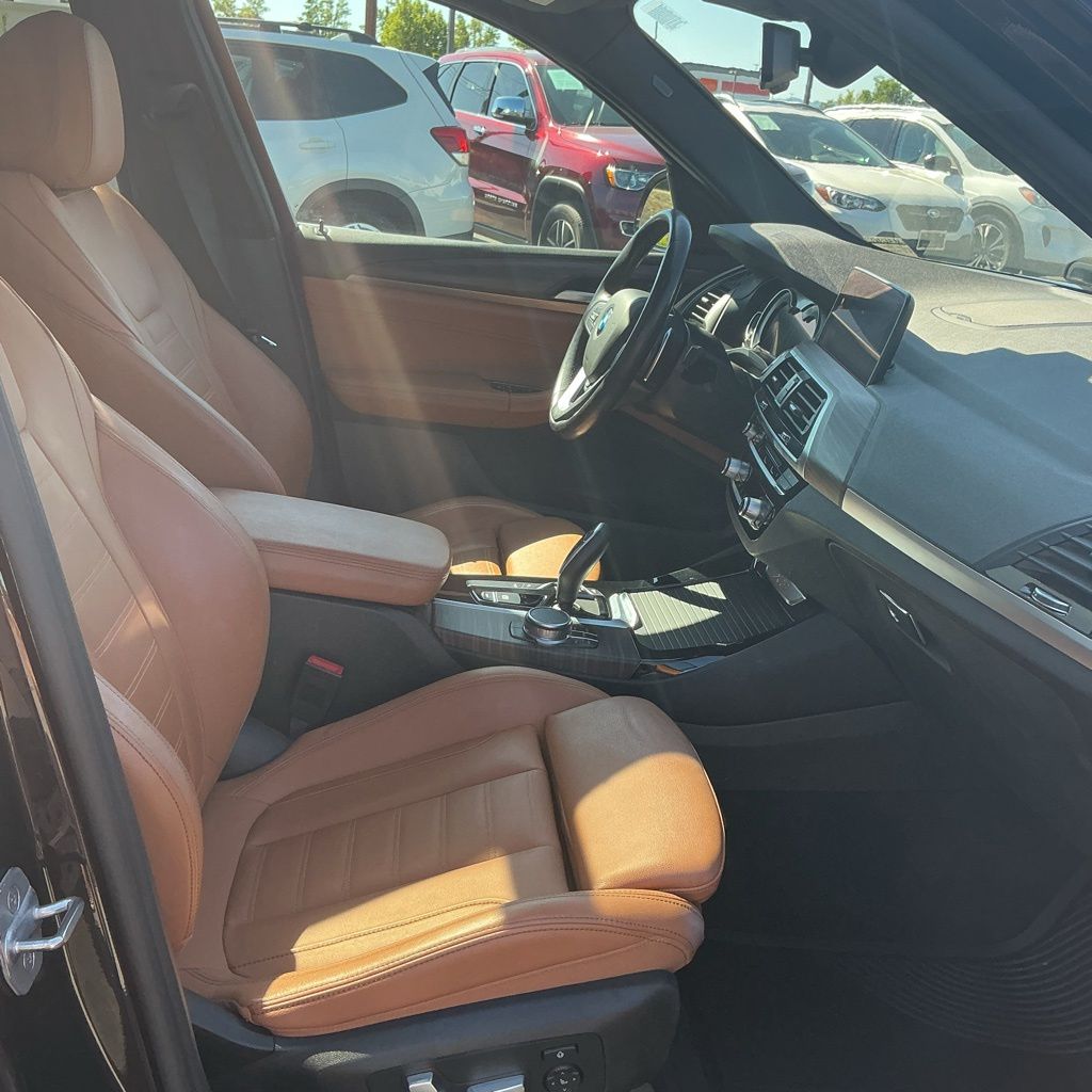 Thumbnail: 2019 BMW X3 - 10