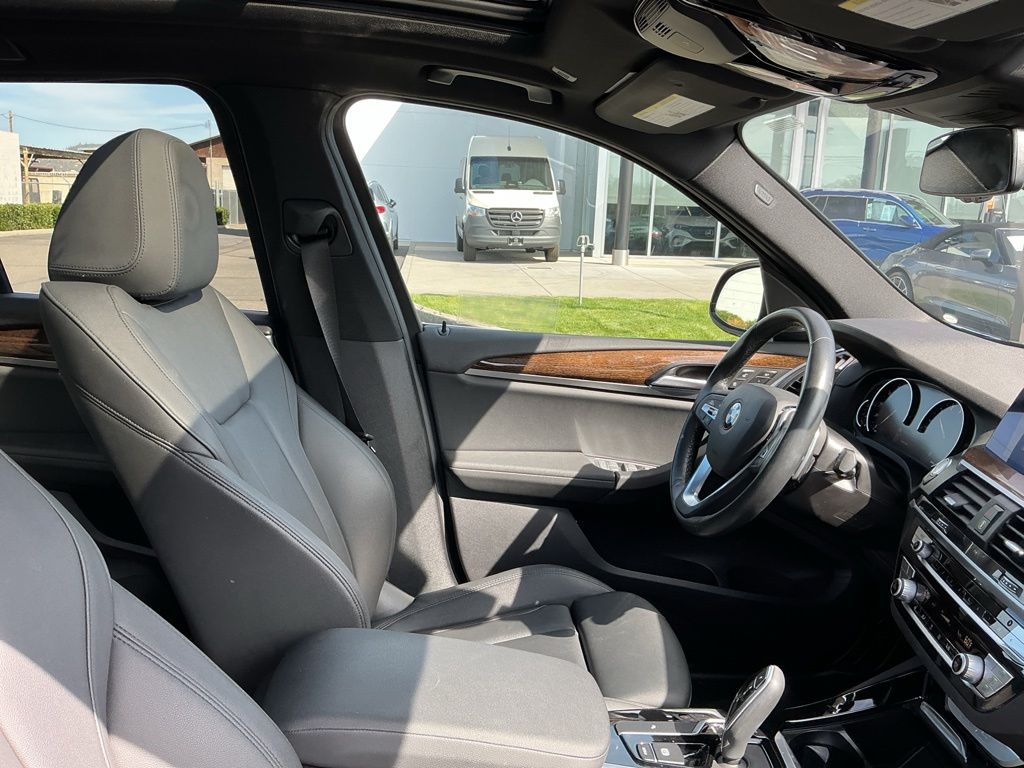 Thumbnail: 2020 BMW X3 - 24