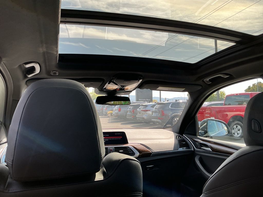 Thumbnail: 2020 BMW X3 - 28