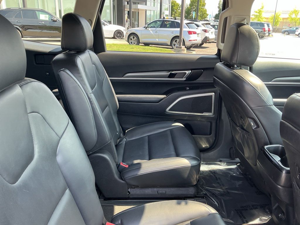 Thumbnail: 2021 Kia Telluride - 12
