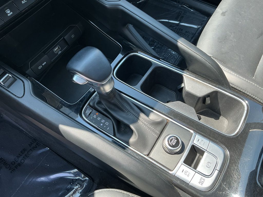 Thumbnail: 2021 Kia Telluride - 14