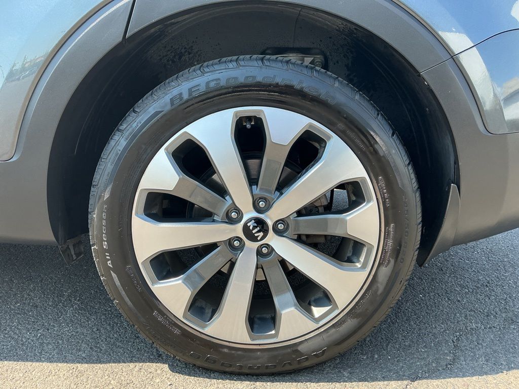 Thumbnail: 2021 Kia Telluride - 20