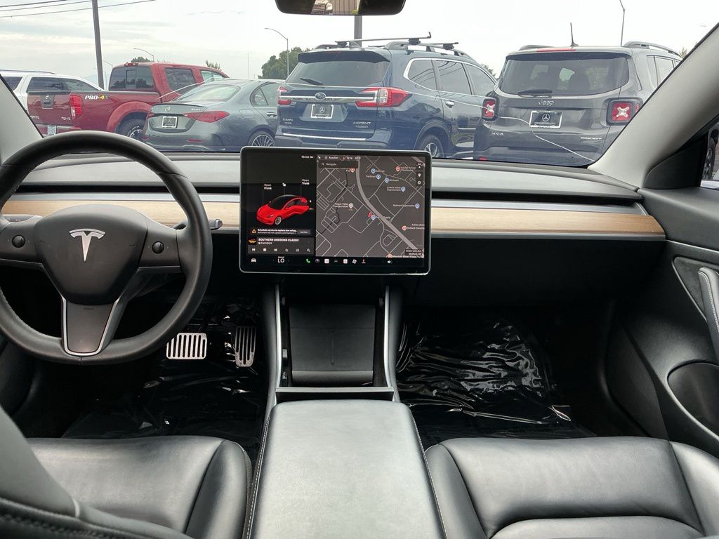 Thumbnail: 2020 Tesla Model 3 - 8