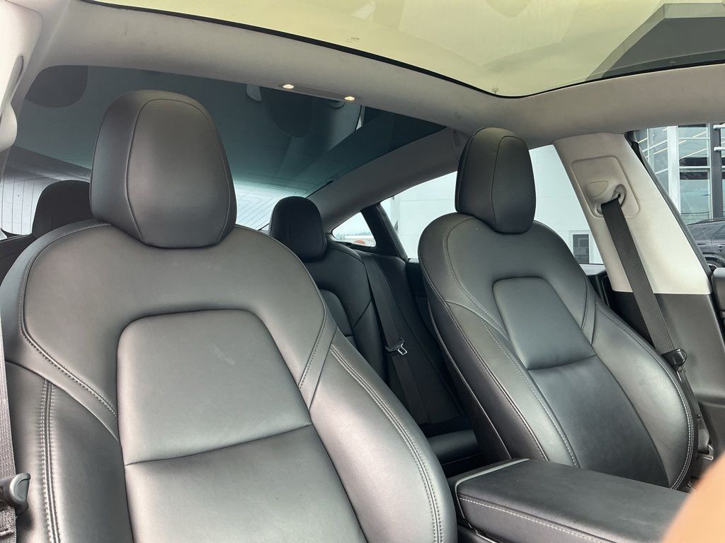 Thumbnail: 2020 Tesla Model 3 - 25
