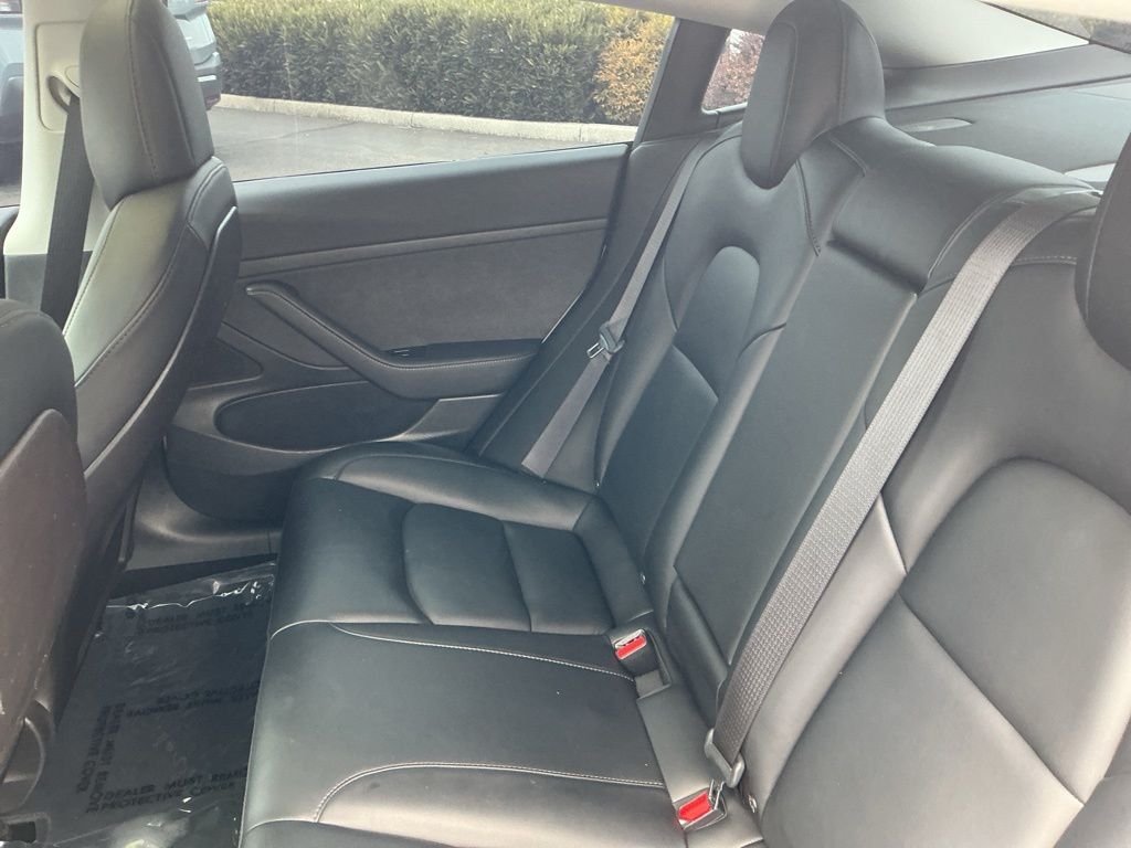 Thumbnail: 2020 Tesla Model 3 - 26