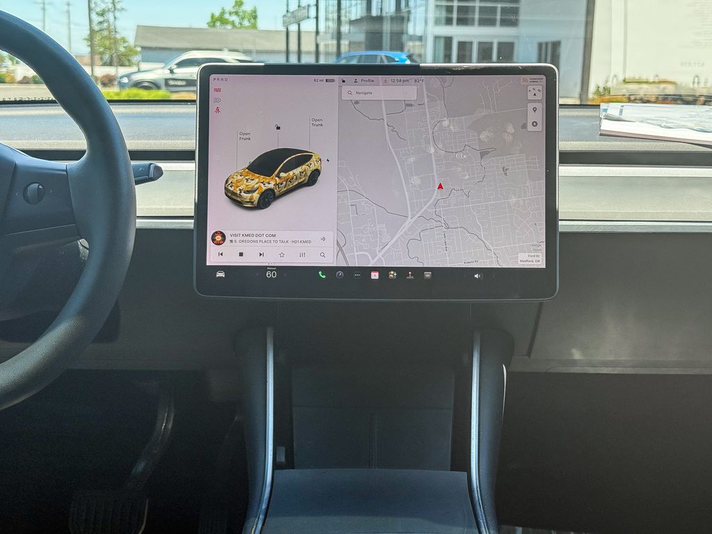 Thumbnail: 2021 Tesla Model Y - 19