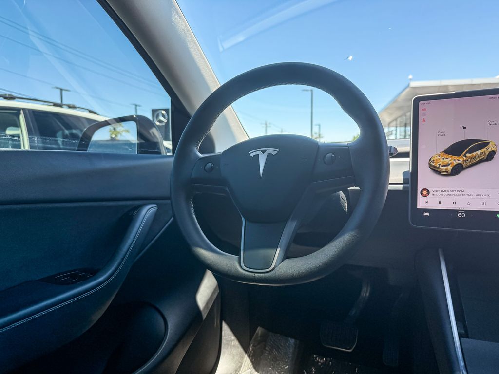 Thumbnail: 2021 Tesla Model Y - 9