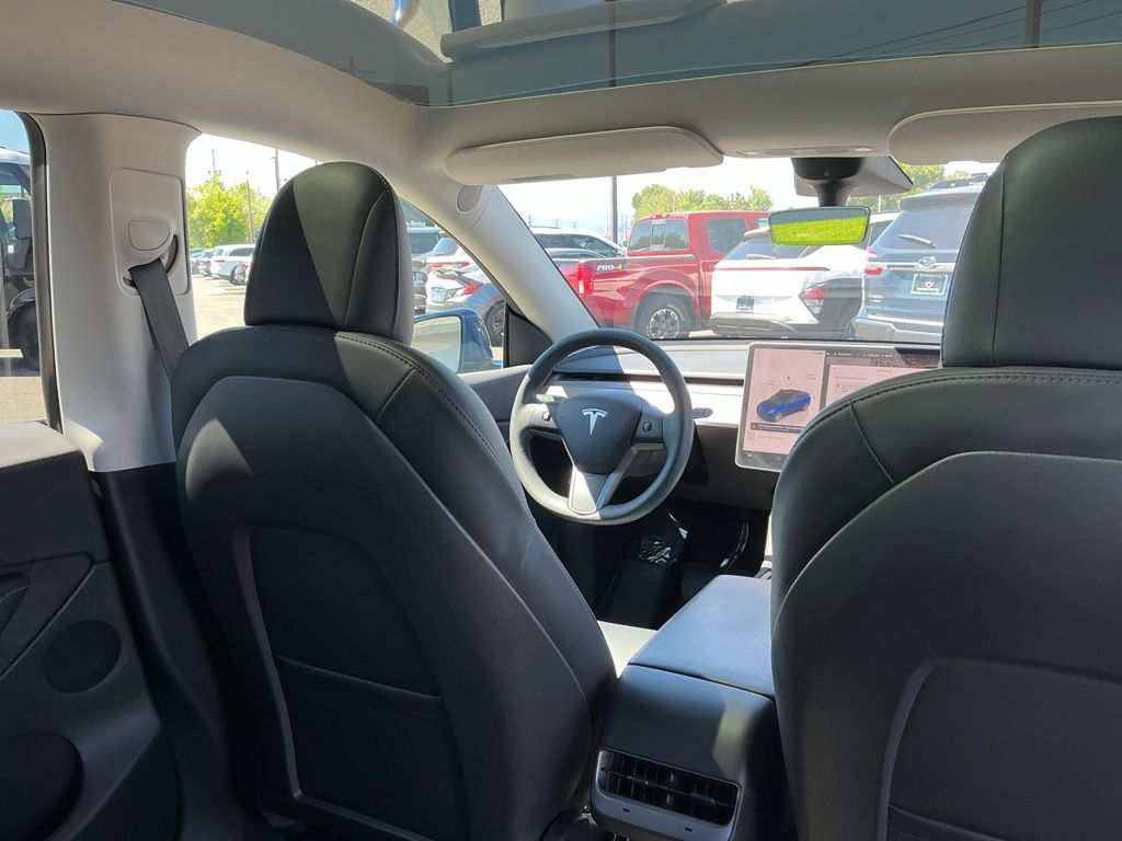 Thumbnail: 2022 Tesla Model Y - 2
