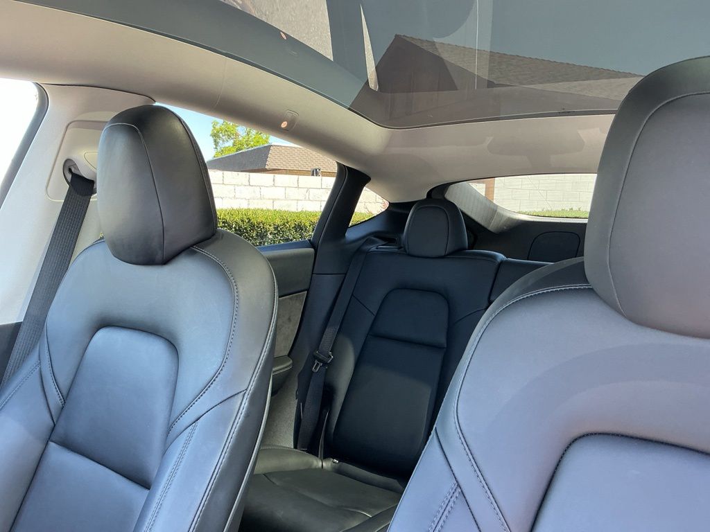 Thumbnail: 2022 Tesla Model Y - 10