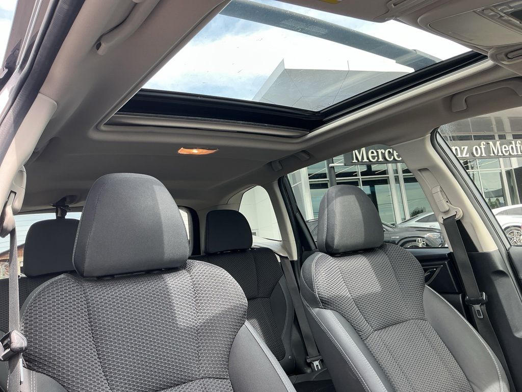 Thumbnail: 2020 Subaru Forester - 27